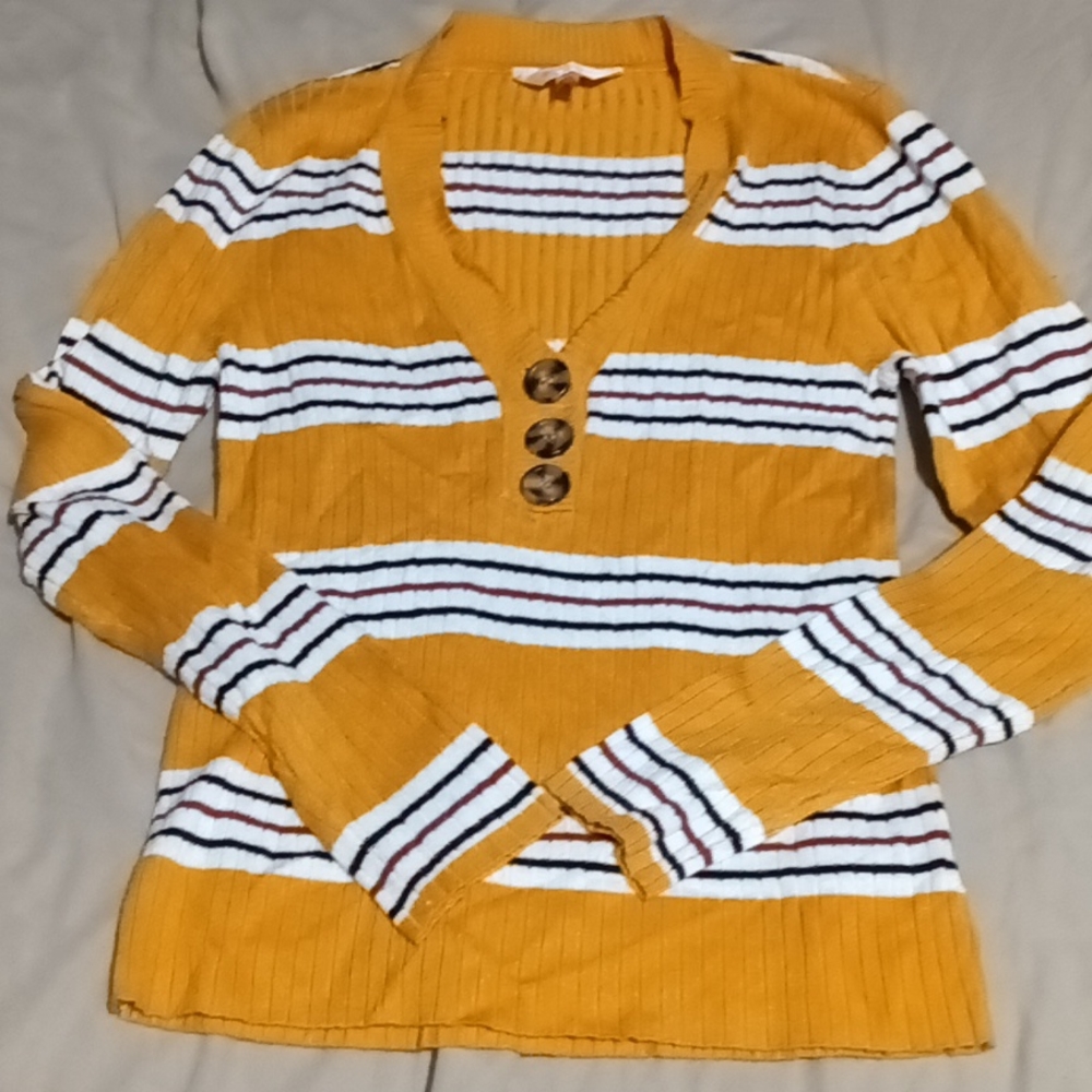 No Boundaries Yellow Stipped Long Sleeve Shirt w/ Buttons